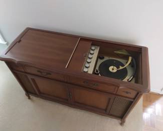 Vintage Stereo Console