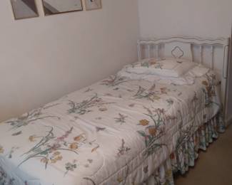 Twin Size Bed Frame with Headboard & Footboard for $50
NOTE:  Mattress, boxsprings & bedding are NOT included, but can be purchased separately.