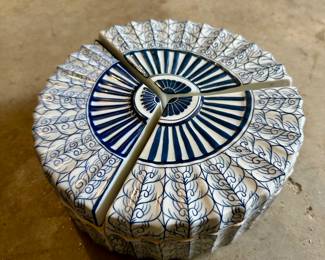 Blue White Ceramic Sectional Circle Jars 