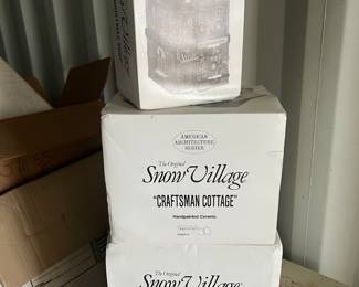 Dept 56 Snow Village 