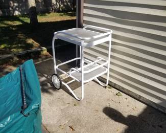 Tea cart