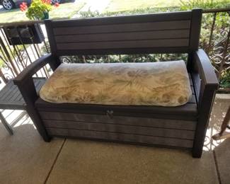 Storage bench