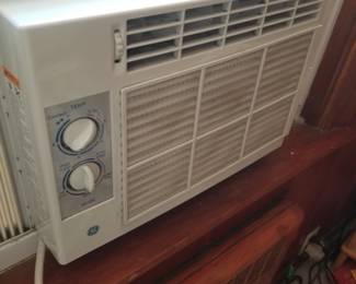 Window AC unit