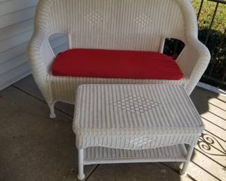 All-weather wicker loveseat & coffee table