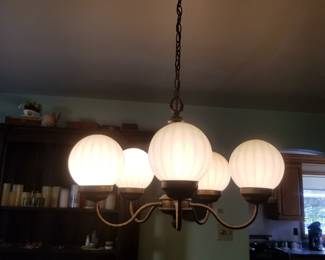 Light fixture