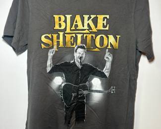 Blake Shelton tour shirt