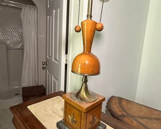 Mid-Century Hollywood Regency style table lamp