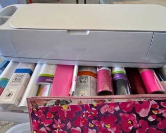 Cricut Maker 3 with all accessories (Strong Bond)