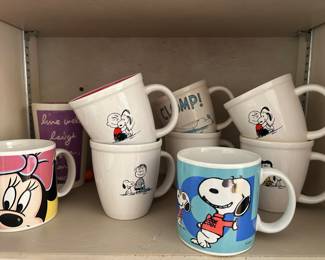 Peanuts cups