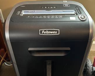Fellows 79Ci cross shredder