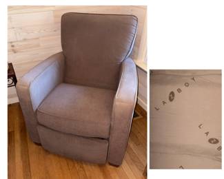 Lazyboy recliner.