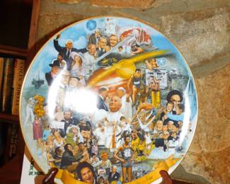 DECORATOR PLATE