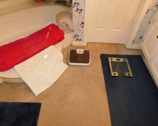 SCALES - TOWELS AND RUGS