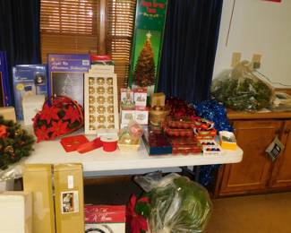 HOLIDAY ITEMS