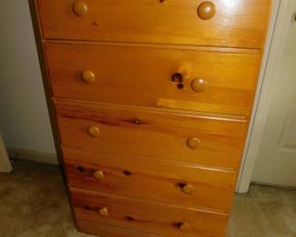 VINTAGE PINE 5 DRAWER CHEST