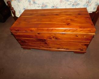 VINTAGE CEDAR CHEST