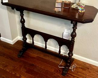 Vintage Console Table - Victorian Style