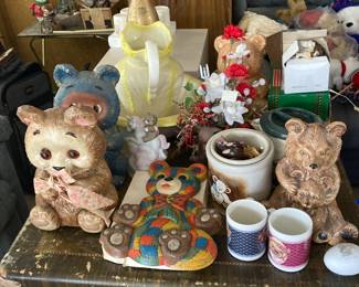 Miscellaneous Bear Decor
