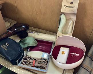 Vintage Electric Razors 