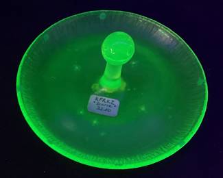 1920s FENTON TOPAZ URANIUM/VASELINE STRETCH GLASS SERVING DISH, 5in