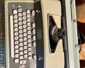 Hermes 10 electric typewriter