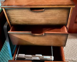 3 drawer cabinet with space for hanging folders
