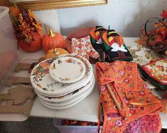 Fall decorations and plates