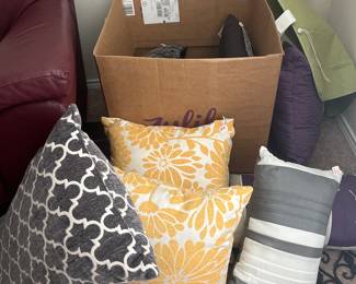 Decor pillows 