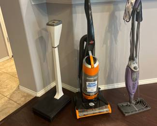 Scale
Vacuum 