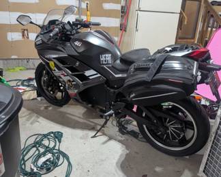 Venom X22-GT 250cc automatic motorcycle
