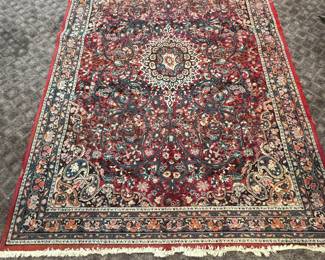 7'10" x 10'7" Machine made rug