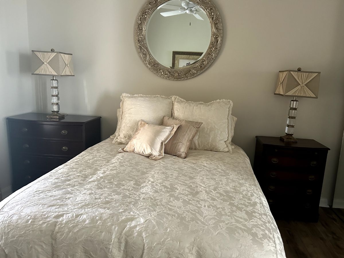 Queen bedroom Set $400 - Price will be marked as package and/or individually includes: Queen Bed (including mattress & box spring) / lamps / night stands / mirror / all bedding included.