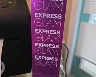 Express Glam Sealed