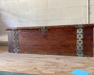 Antique Stewart Tennessee Red Cedar Storage Chest