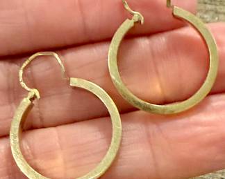 18K Hoops