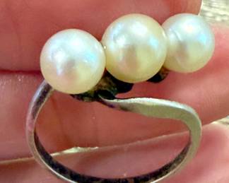 Sterling & Pearl Ring