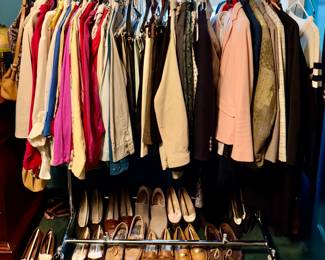 Women's Clothing & Shoes
