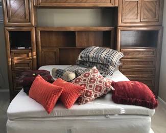 PIer Wall Bed Unit