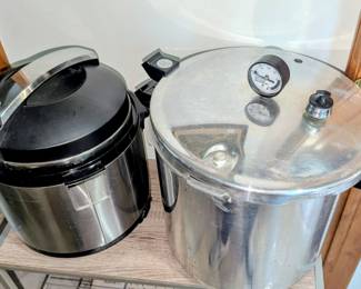 Pressure cookers