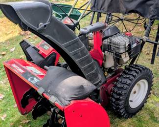 Craftsman snowblower.