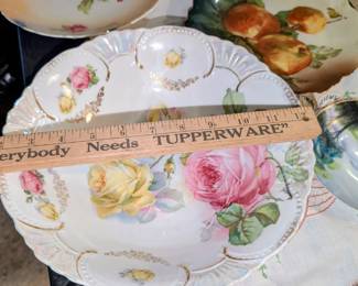 Everyone does need Tupperware! 😁