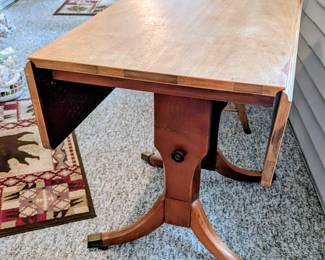 Vintage drop down – drop leaf table. A beauty!