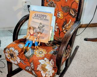 Adorable child's vintage rocking chair!