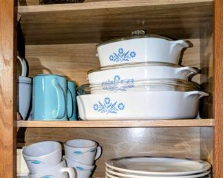 Vintage corningware.
