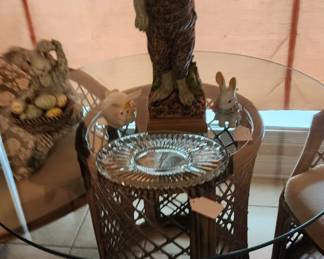 Rattan table with heavy glass top