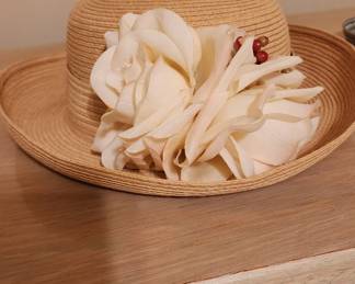 Many gorgeous hats
