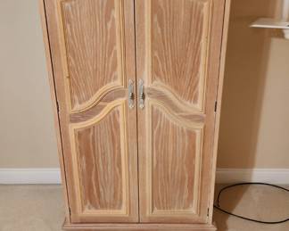 Lane cedar armoire - must see to appreciate
