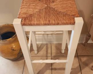 Bar stool
