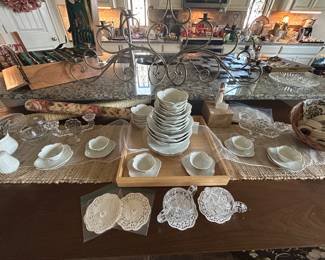 XL Nate gold table top candelabra, 