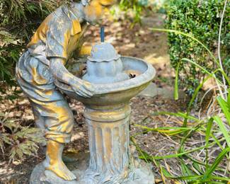 Large water fountain 